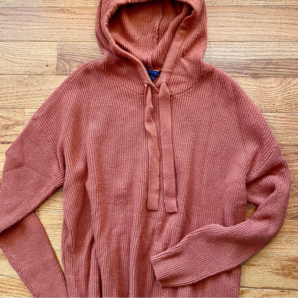Hooded Sweater